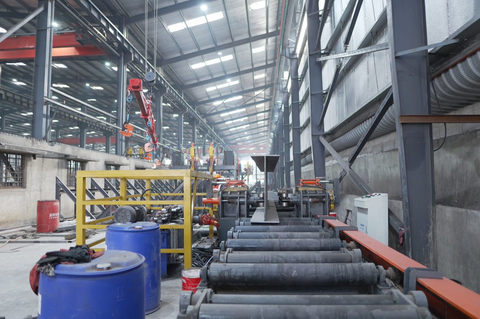 Structural beam production line at the Yash Engicon factory